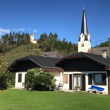 V Gemuetliches Gartenhaus Smihel nad Pliberkom Buitenkant foto